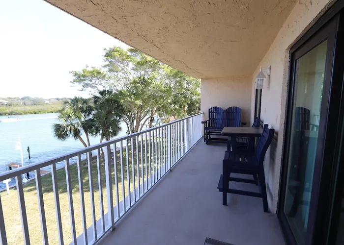 317 Bayshores Yacht Tennis Club Clearwater Beach